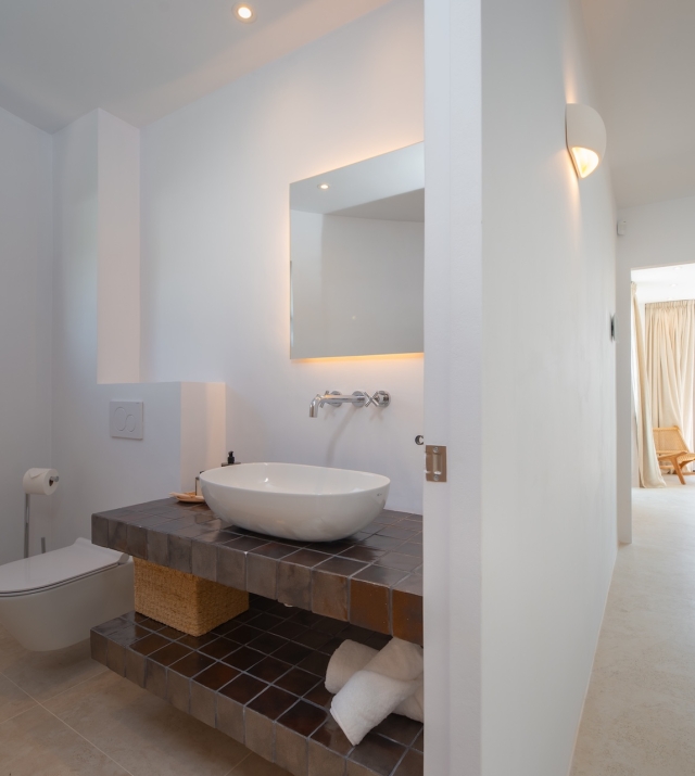 Resa estates Ibiza for sale modern villa martinet views bathroom halllway.jpg